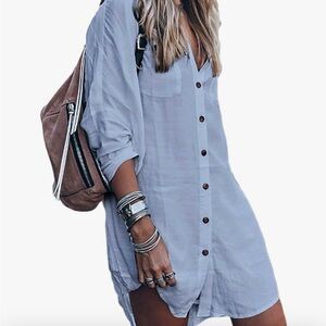 Dokotoo L NIP Light blue sheer textured button dress cover-up